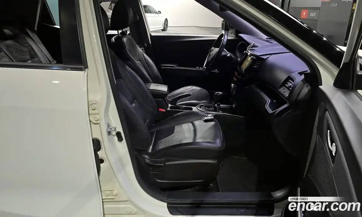 SsangYong TIBOLI 2016 1.6 Автомат в Москве № 29723, фото 16