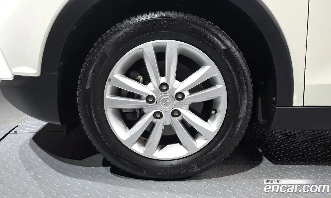 SsangYong TIBOLI 2015 1.6 Автомат в Москве № 30197, фото 17