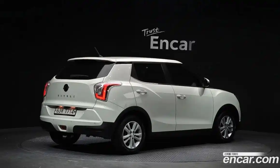 SsangYong TIBOLI 2015 1.6 Автомат в Москве № 30197, фото 2