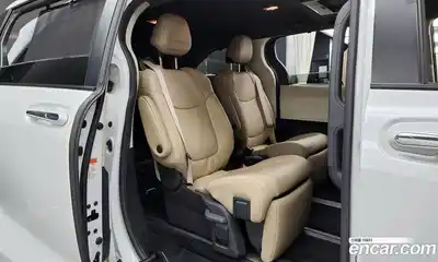 Toyota Sienna 2022 2.5 Автомат в Москве № 302500, миниатюра 6