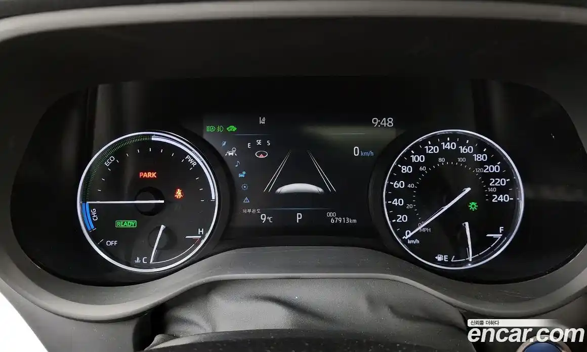 Toyota Sienna 2022 2.5 Автомат в Москве № 302500, фото 9