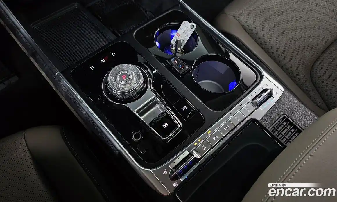 Kia Canival 2025 2.2 Автомат в Москве № 306318, фото 1