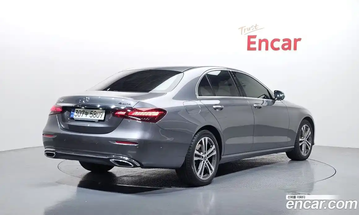 Mercedes-Benz E-Class 2021 2.0 Автомат в Москве № 308340, фото 18