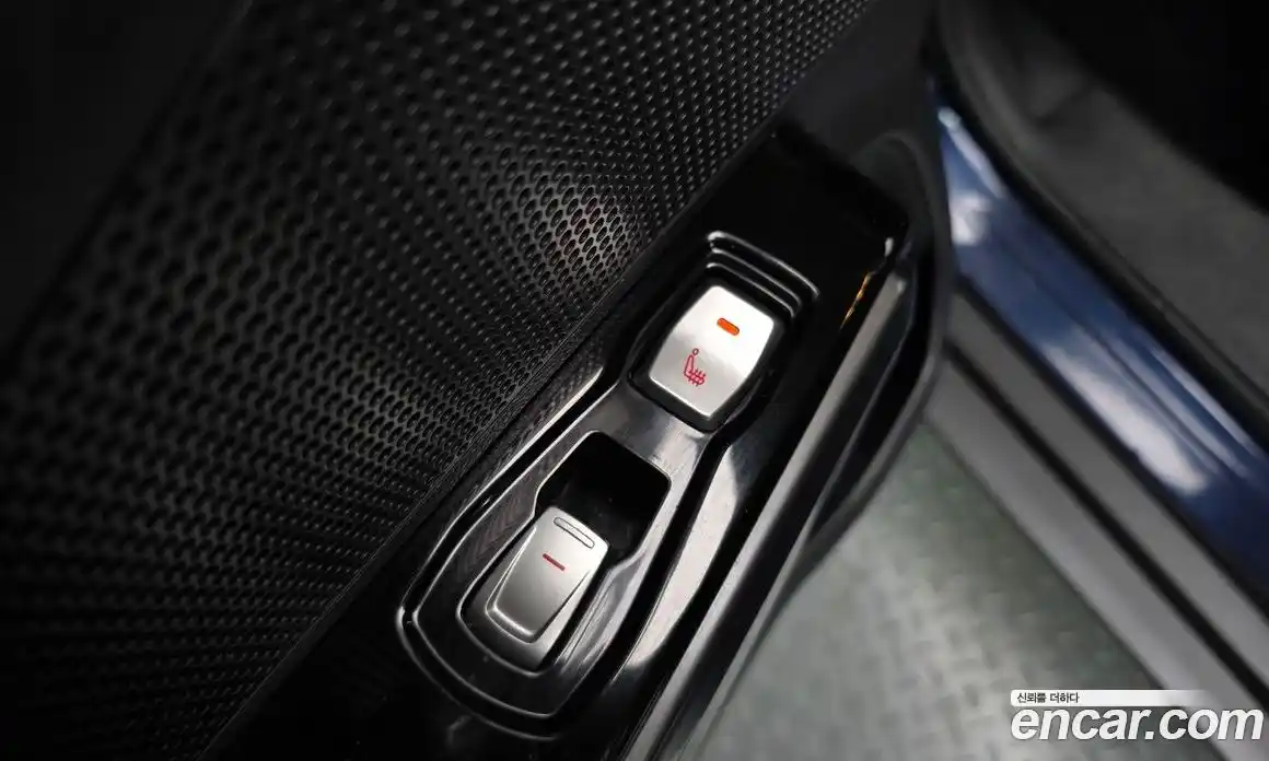 SsangYong TIBOLI 2016 1.6 Автомат в Москве № 33227, фото 2