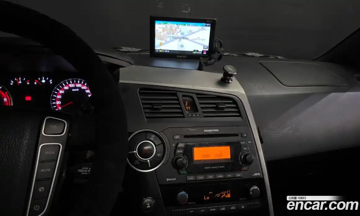 SsangYong Korando 2014 2.0 Автомат в Москве № 35132, фото 17