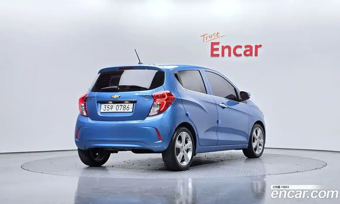 Chevrolet Spark 2016 1.0 Автомат в Москве № 37311, фото 3