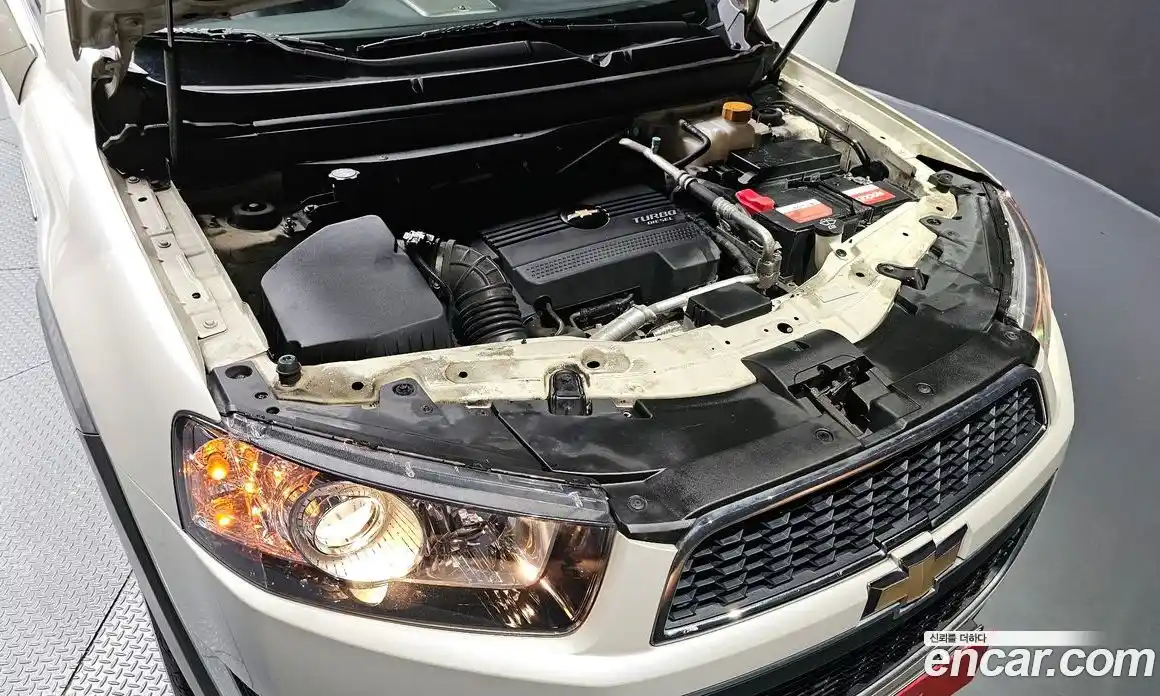 Chevrolet Captiva 2012 2.0 Автомат в Москве № 39129, фото 15