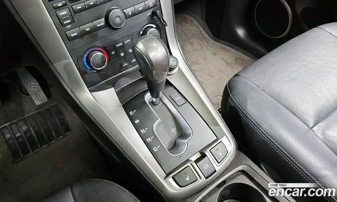 Chevrolet Captiva 2012 2.0 Автомат в Москве № 39129, фото 16