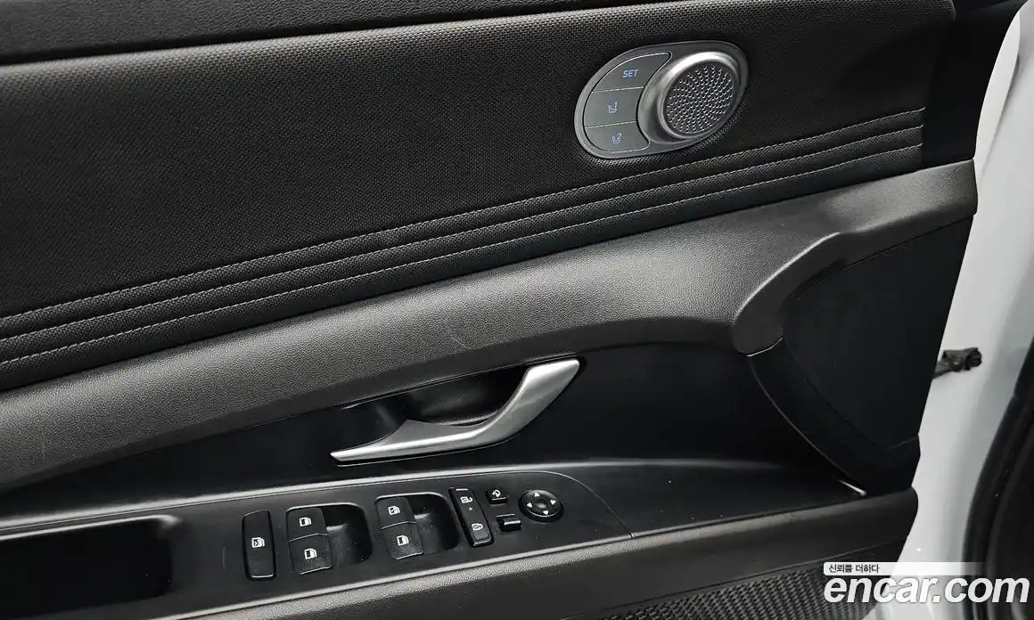 Hyundai Avante 2024 1.6 Автомат в Москве № 42736, фото 2