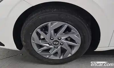 Hyundai Avante 2024 1.6 Автомат в Москве № 42736, миниатюра 8