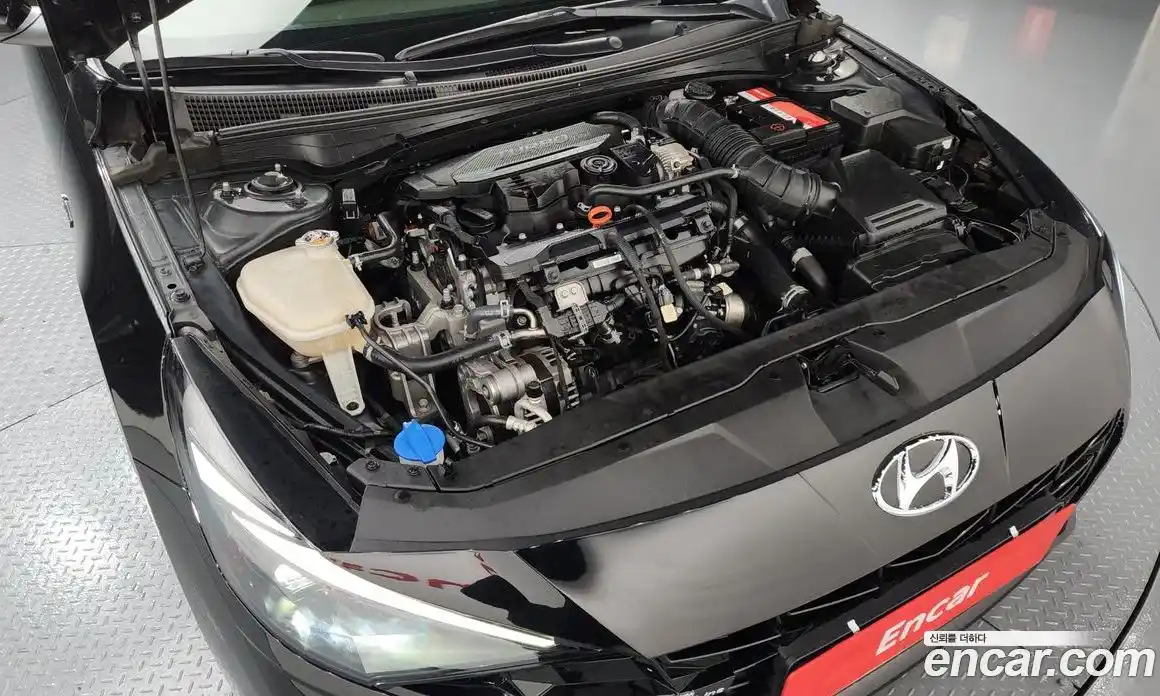 Hyundai Avante 2021 1.6 Автомат в Москве № 47986, фото 6