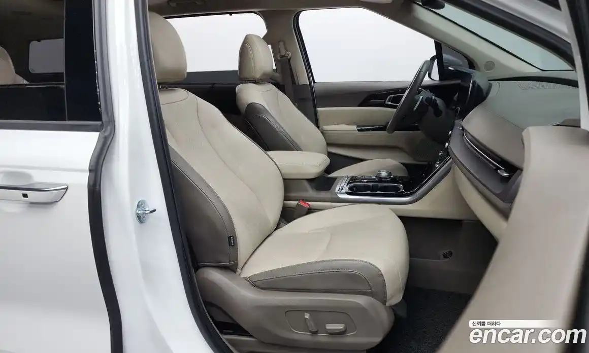 Kia Canival 2023 2.2 Автомат в Москве № 55138, фото 12