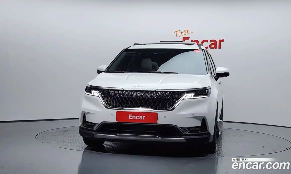 Kia Canival 2023 2.2 Автомат в Москве № 55138, фото 17