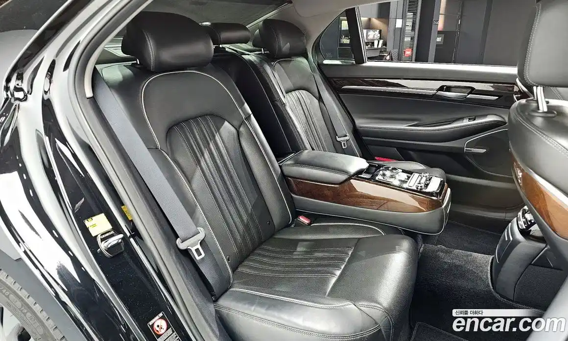 Genesis EQ900 2017 3.3 Автомат в Москве № 57711, фото 5