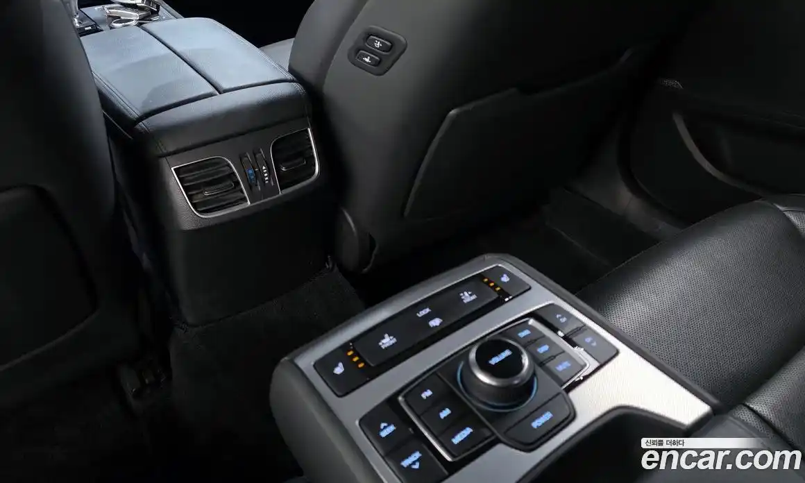 Genesis G80 2017 3.3 Автомат в Москве № 59486, фото 17