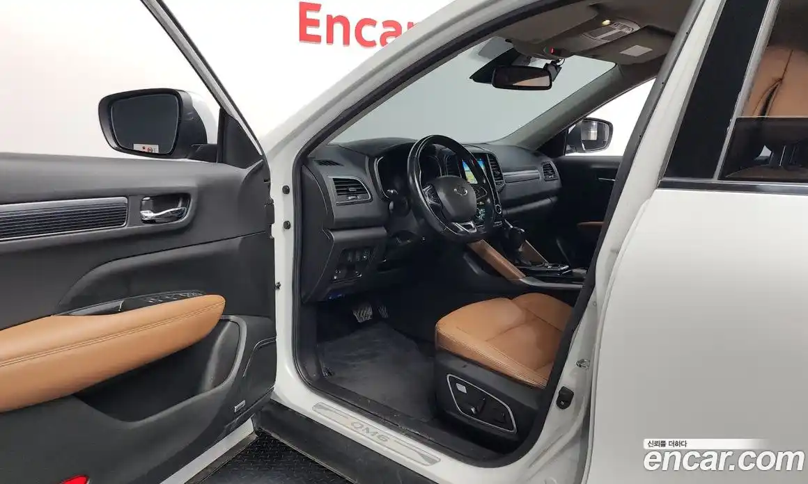 Renault QM6 2022 2.0 Автомат в Москве № 106455, фото 15