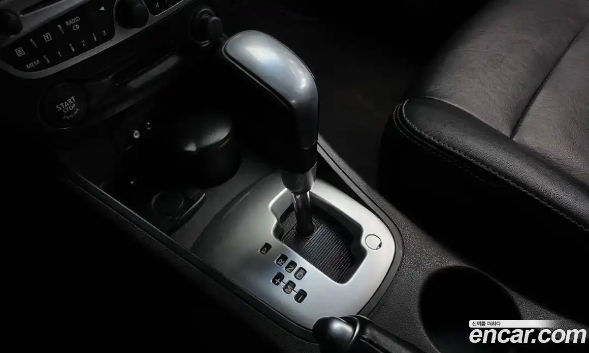 Renault SM3 2010 1.6 Автомат в Москве № 107488, фото 19