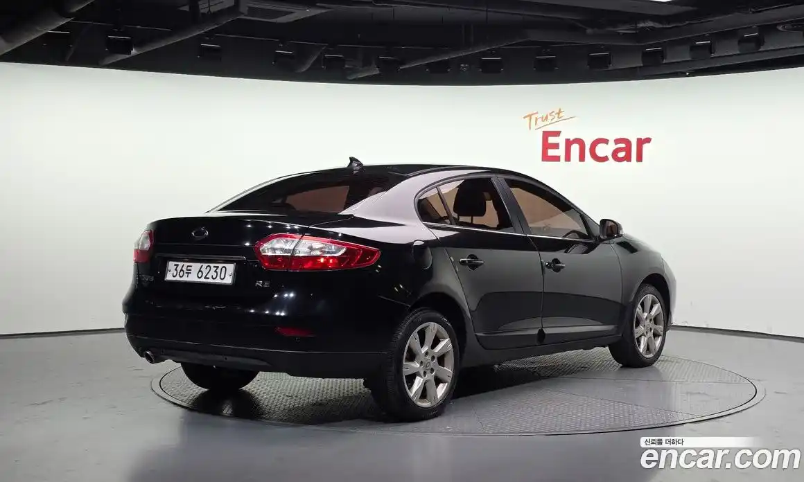 Renault SM3 2010 1.6 Автомат в Москве № 107488, фото 20