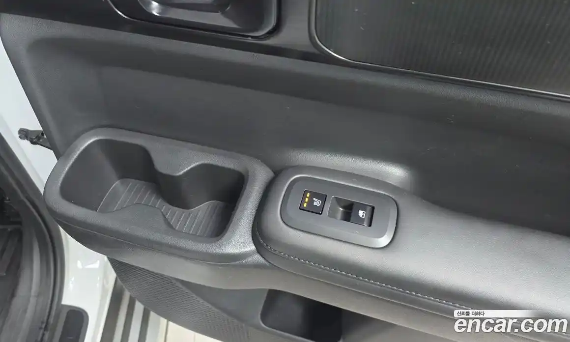 Hyundai Santa Fe 2024 1.6 Автомат в Москве № 113266, фото 4