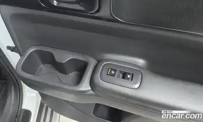 Hyundai Santa Fe 2024 1.6 Автомат в Москве № 113266, миниатюра 4