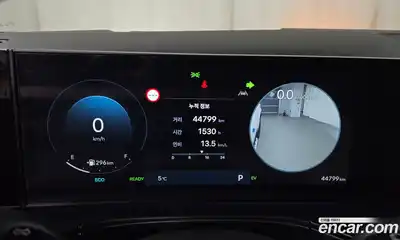 Hyundai Santa Fe 2024 1.6 Автомат в Москве № 113266, миниатюра 5