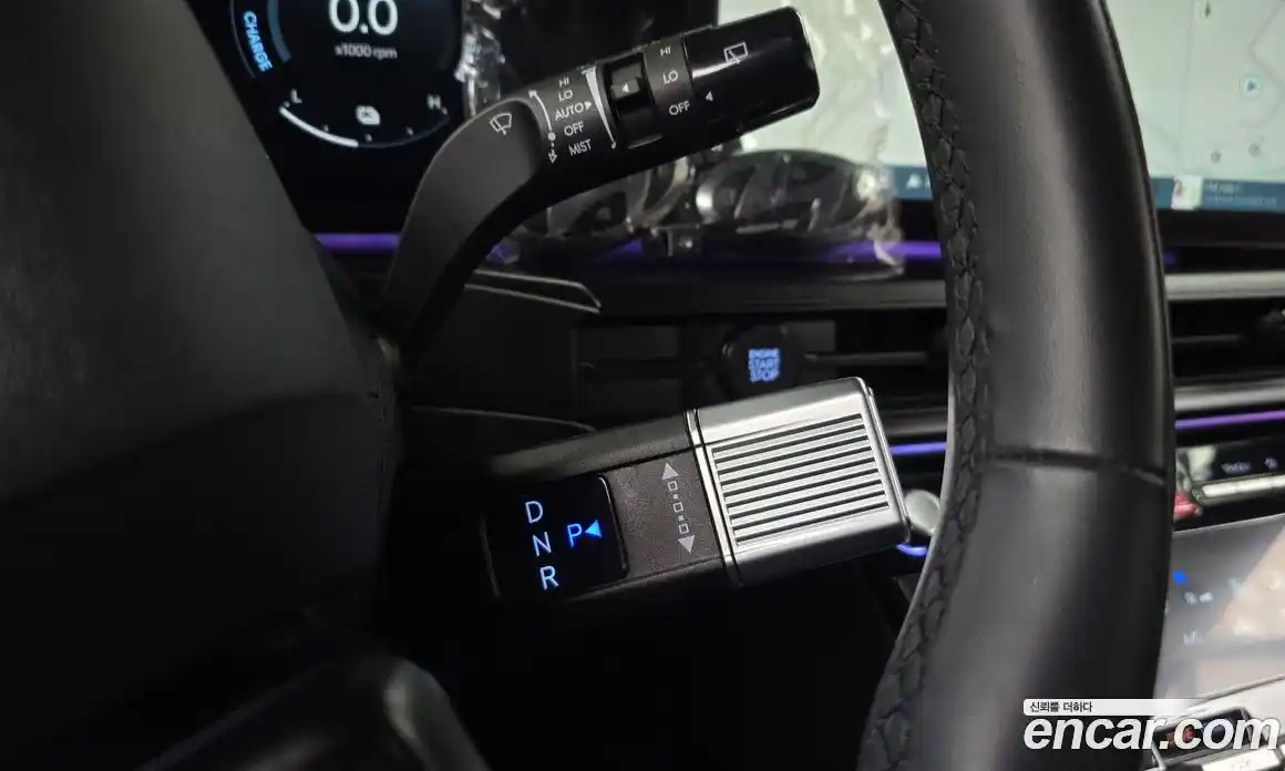 Hyundai Santa Fe 2024 1.6 Автомат в Москве № 113266, фото 8