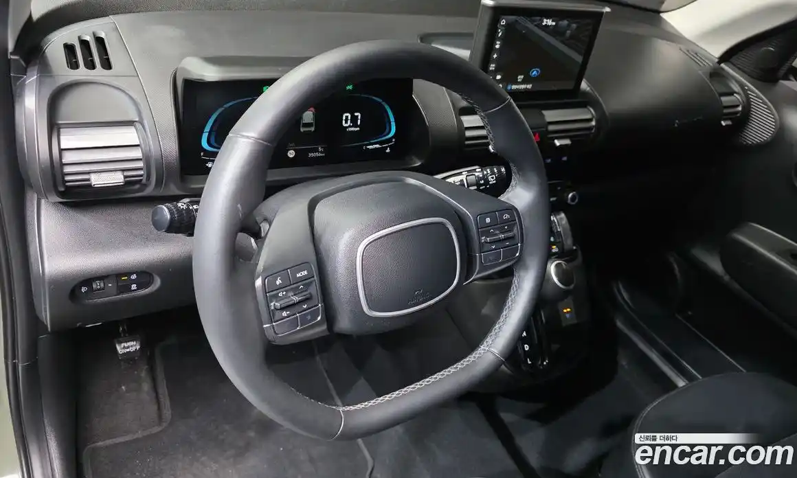 Hyundai Casper 2024 1.0 Автомат в Москве № 113897, фото 16