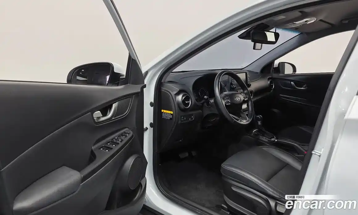 Hyundai Kona 2020 1.6 Автомат в Москве № 119033, фото 12