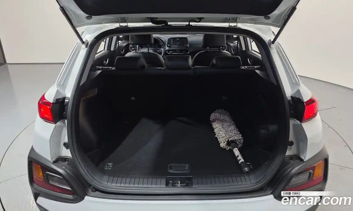 Hyundai Kona 2020 1.6 Автомат в Москве № 119033, фото 20