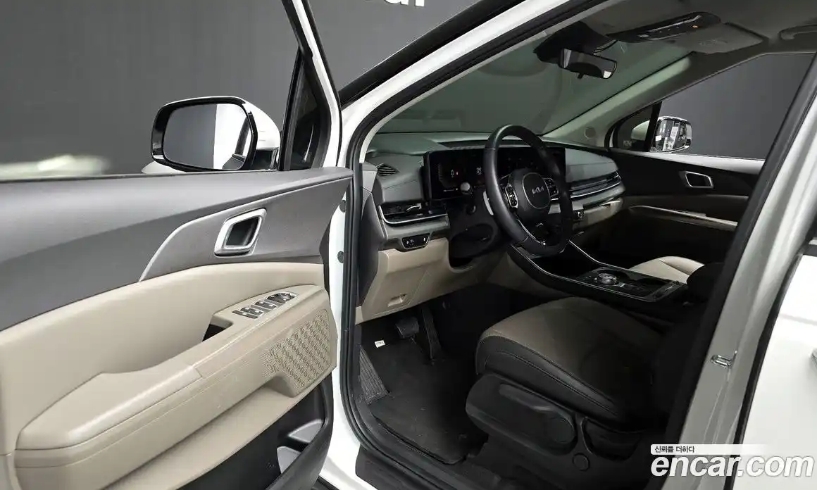 Kia Canival 2024 2.2 Автомат в Москве № 120392, фото 8