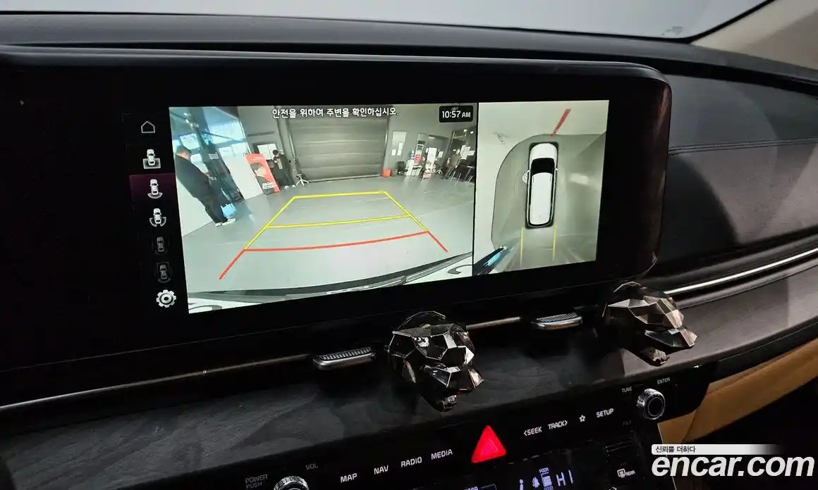 Kia Canival 2023 3.5 Автомат в Москве № 121184, фото 13