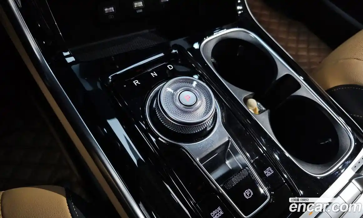 Kia Canival 2023 3.5 Автомат в Москве № 121184, фото 16