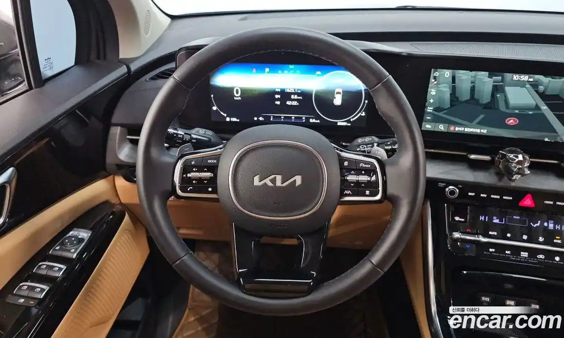 Kia Canival 2023 3.5 Автомат в Москве № 121184, фото 17