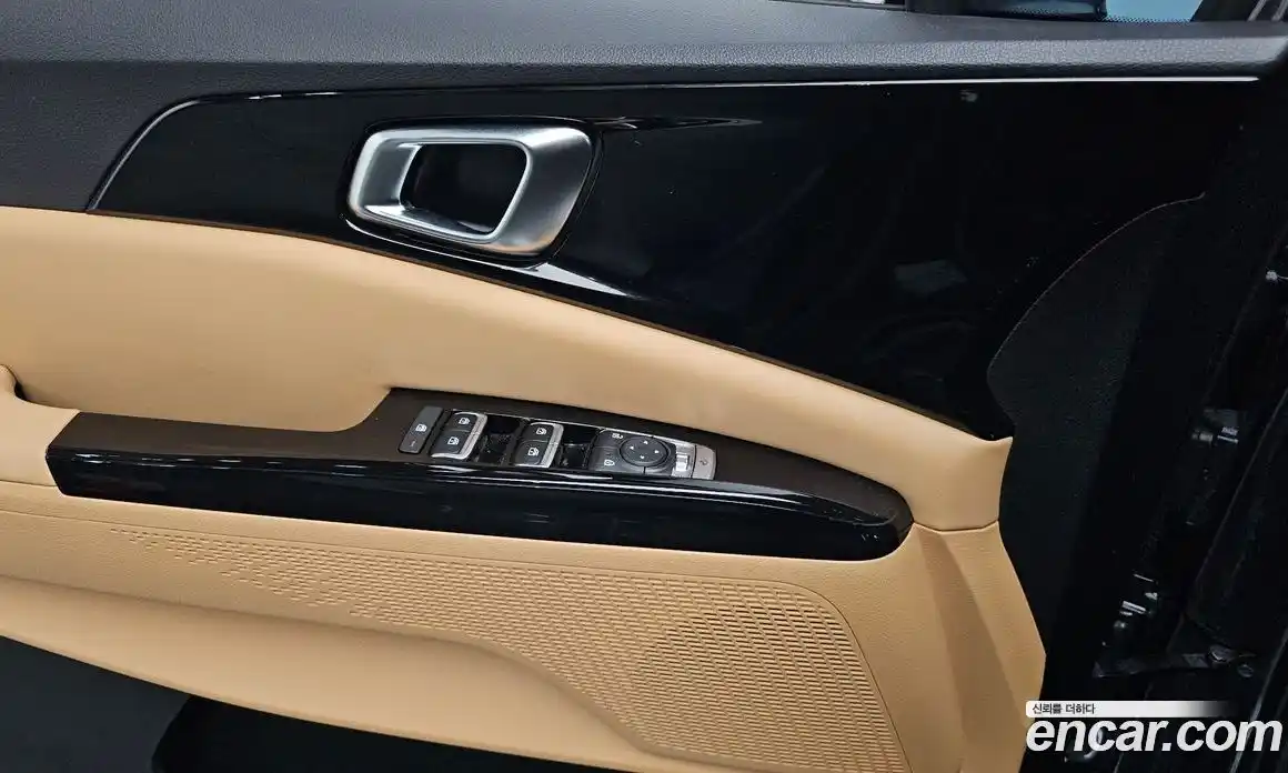 Kia Canival 2023 3.5 Автомат в Москве № 121184, фото 20