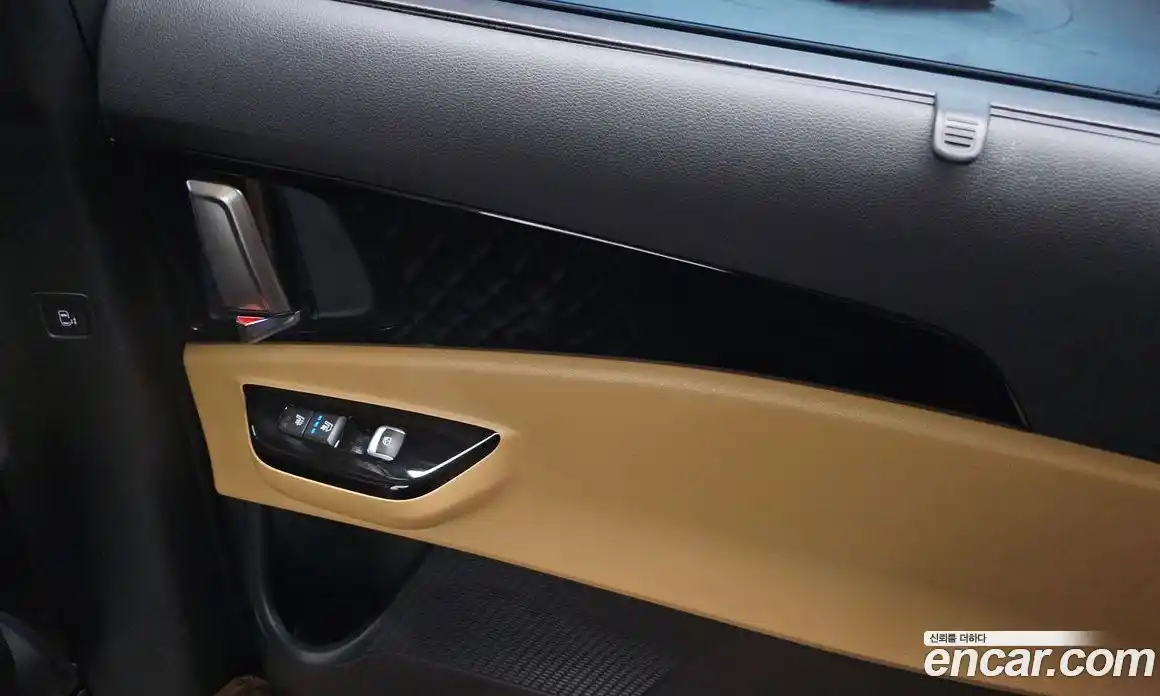 Kia Canival 2023 3.5 Автомат в Москве № 121184, фото 5