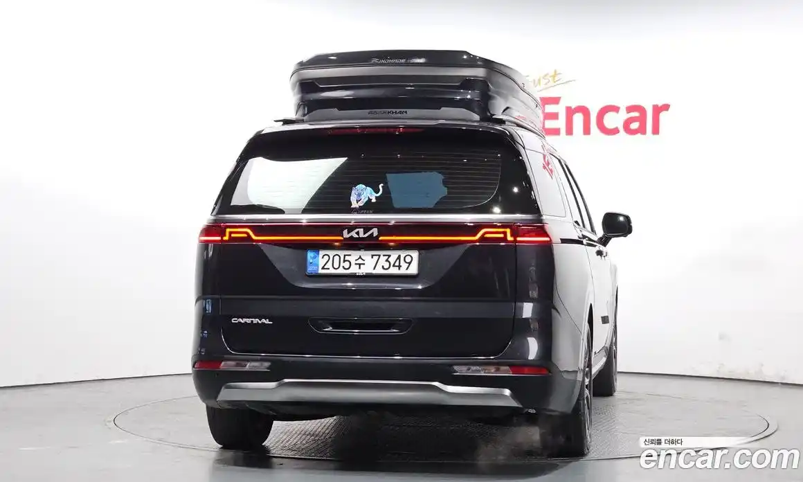 Kia Canival 2023 3.5 Автомат в Москве № 121184, фото 10