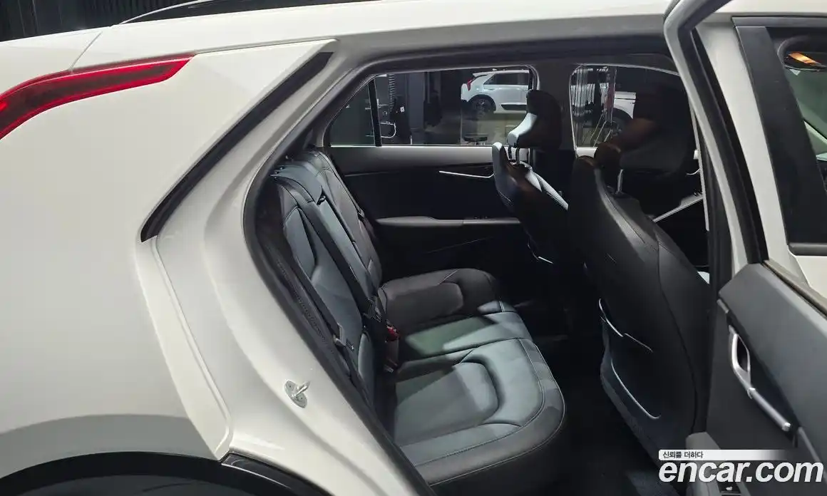 Kia Niro 2022 1.6 Автомат в Москве № 121864, фото 11