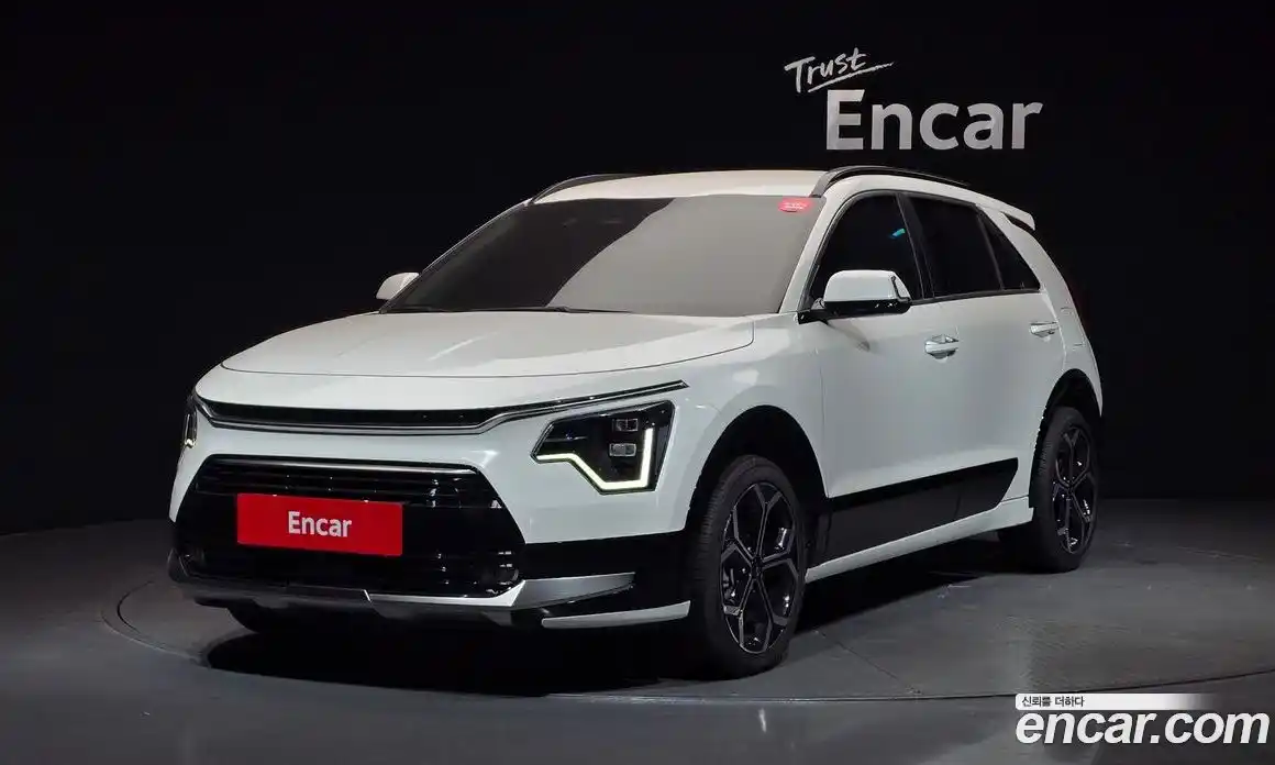 Kia Niro 2022 1.6 Автомат в Москве № 121864, фото 19