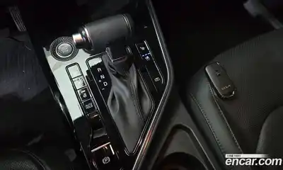 Kia Niro 2022 1.6 Автомат в Москве № 121864, миниатюра 2