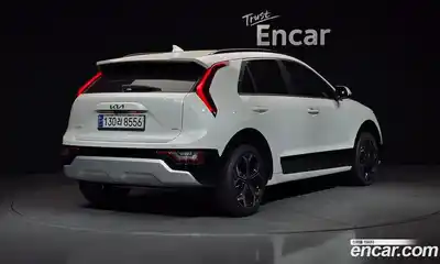 Kia Niro 2022 1.6 Автомат в Москве № 121864, миниатюра 5