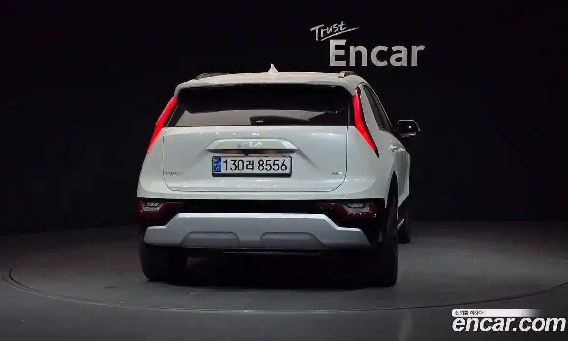 Kia Niro 2022 1.6 Автомат в Москве № 121864, фото 10