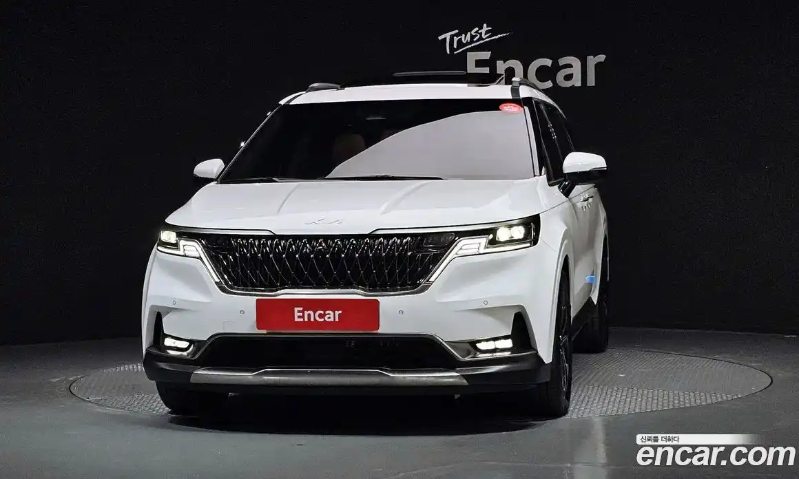 Kia Canival 2023 2.2 Автомат в Москве № 124062, фото 16