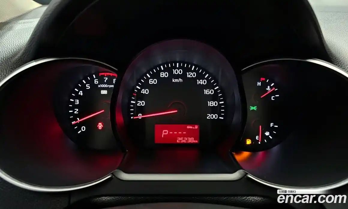 Kia Morning 2016 1.0 Автомат в Москве № 124174, фото 1