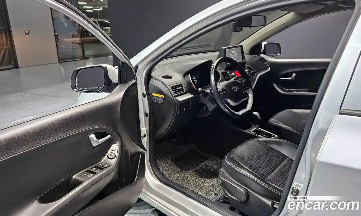 Kia Morning 2016 1.0 Автомат в Москве № 124174, фото 12