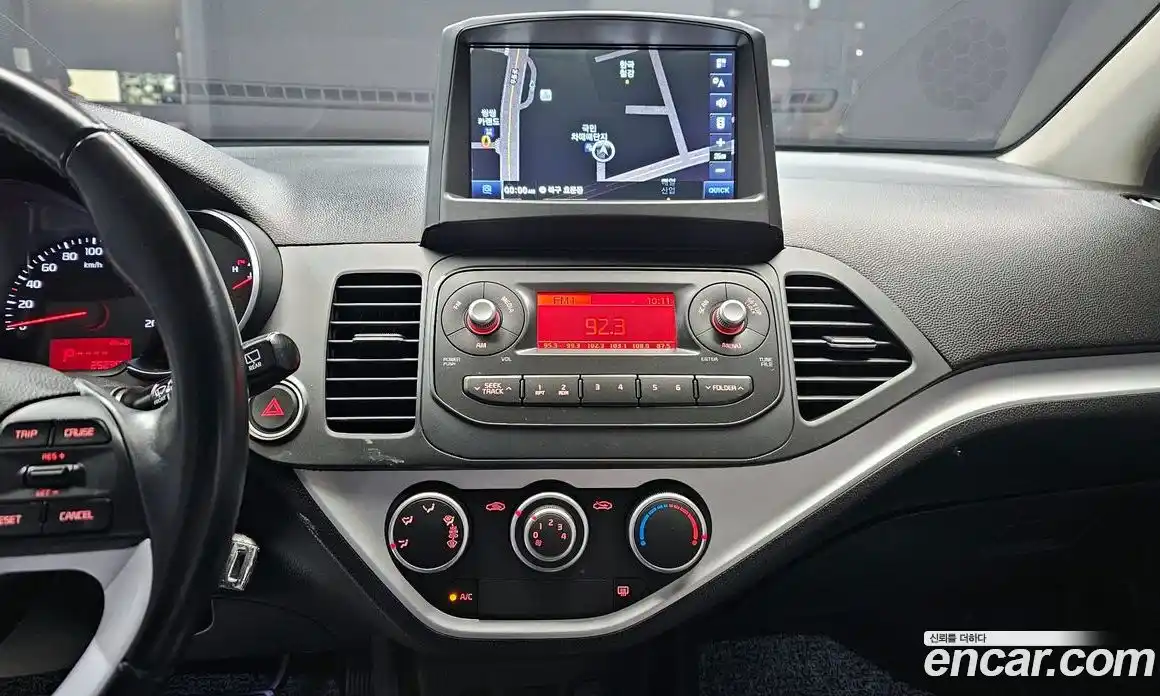 Kia Morning 2016 1.0 Автомат в Москве № 124174, фото 17