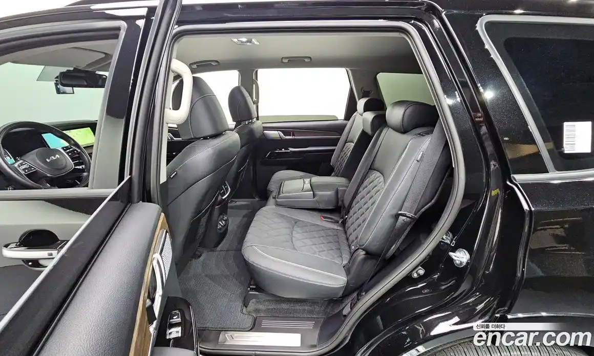 Kia Mohave 2024 3.0 Автомат в Москве № 124310, фото 19