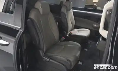 Kia Canival 2025 1.6 Автомат в Москве № 128233, миниатюра 3