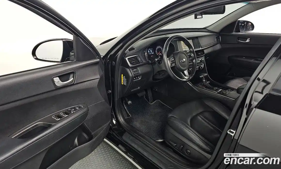 Kia K5 2017 2.0 Автомат в Москве № 131636, фото 14