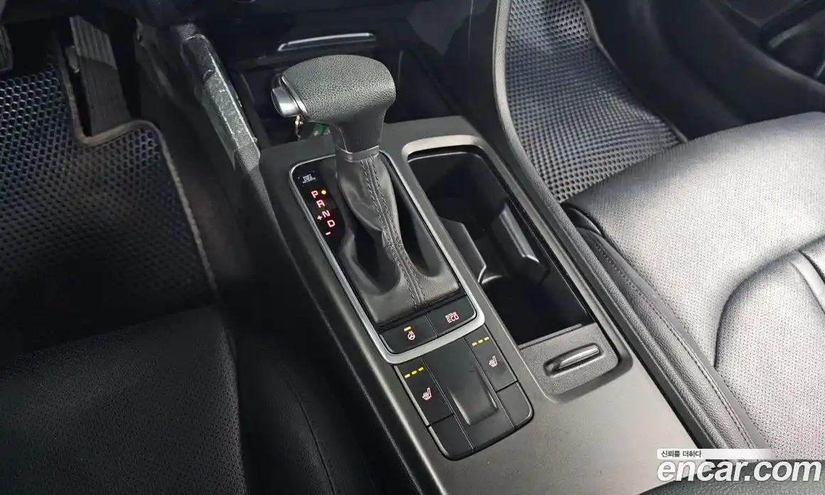 Kia K5 2017 2.0 Автомат в Москве № 131636, фото 15