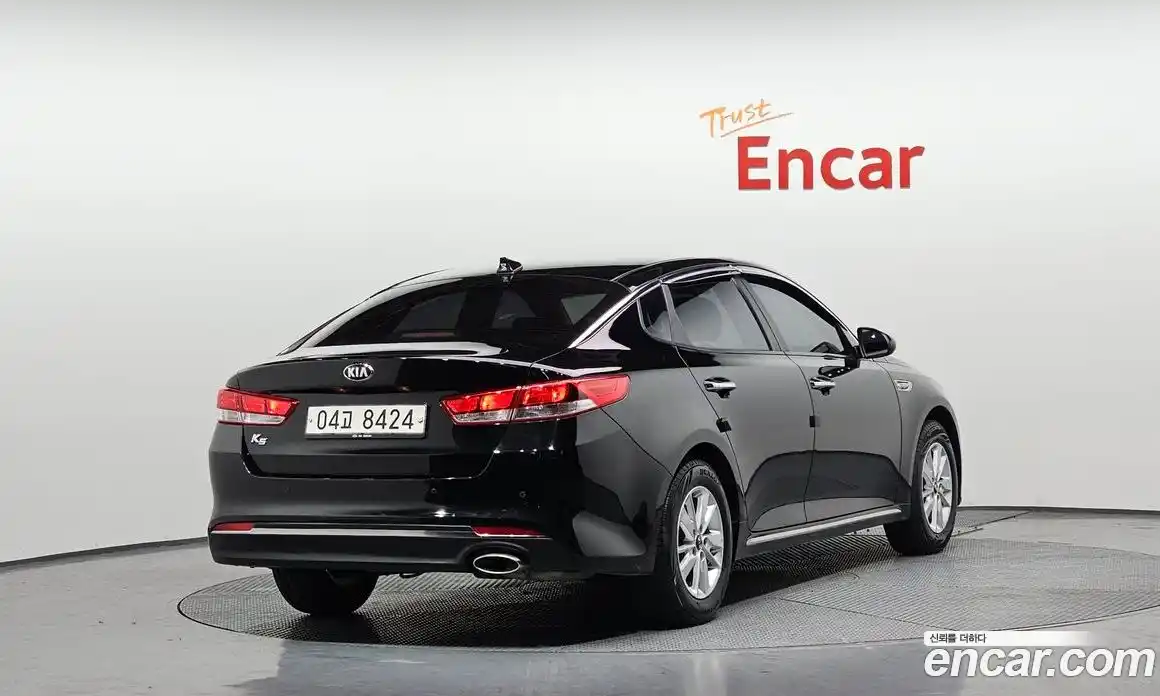 Kia K5 2017 2.0 Автомат в Москве № 131636, фото 9